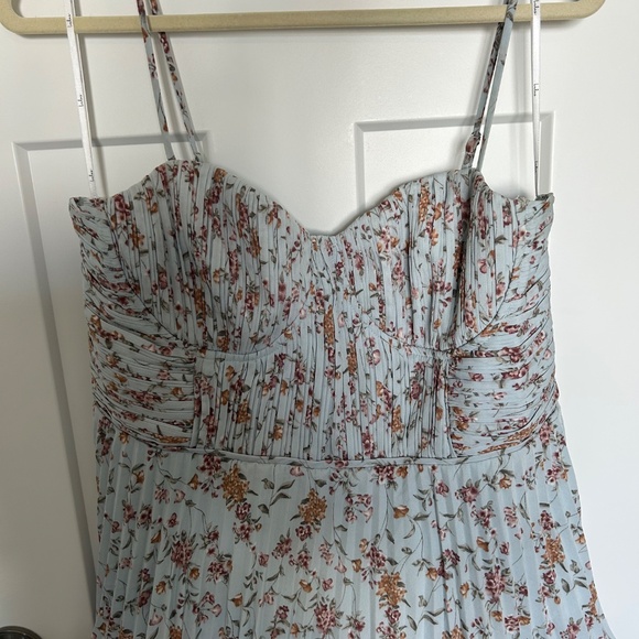 Lulu’s Blue Floral Print Tiered Dress, Size XL - Picture 8 of 8